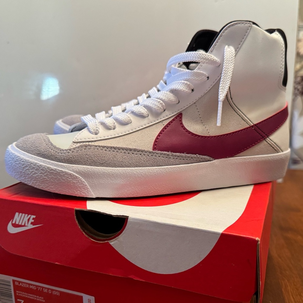 Nike Blazer Mid ‘77